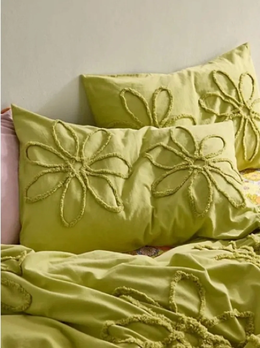 UO Olive Daisy Tufted Core Sham Set